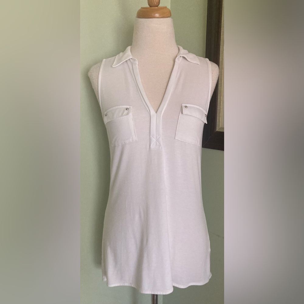 White House Black Market Sleeveless Top Tunic v neck size XS S